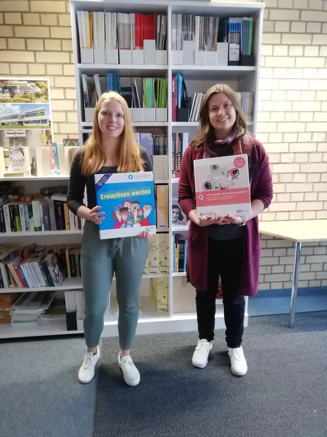 Großzügige Spende für die Ferdinand-Porsche-Schule